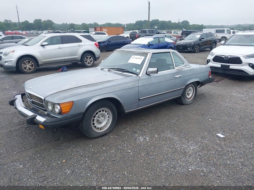 1983 MERCEDES-BENZ 380 auction photo 2