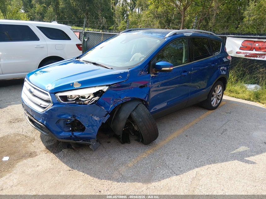 Vin: 1fmcu0jd8hua81753, lot: 46285809, ford escape titanium 20172