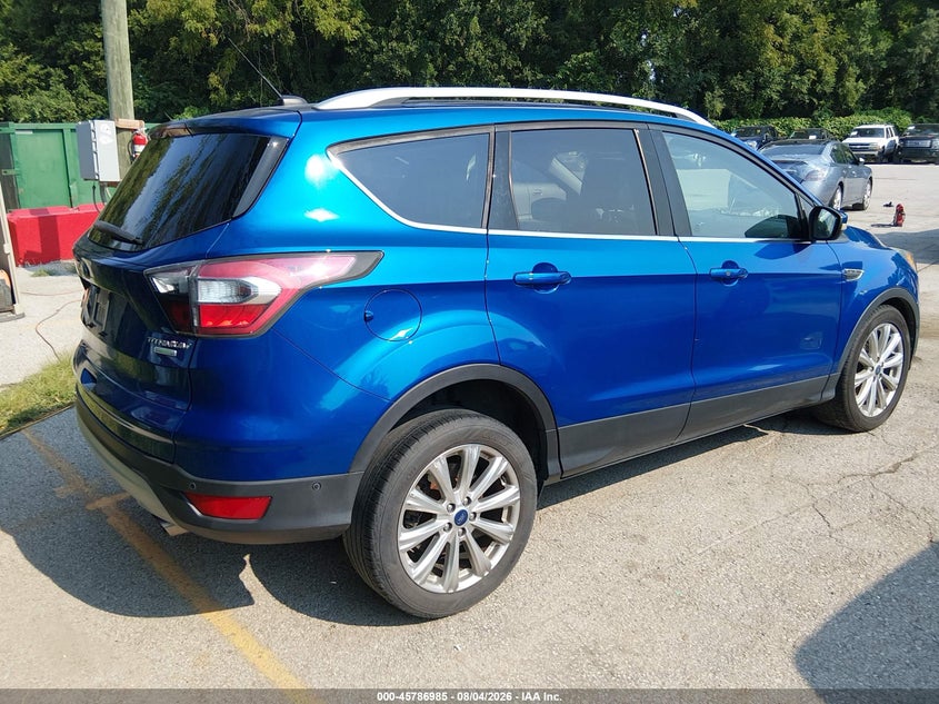 Vin: 1fmcu0jd8hua81753, lot: 46285809, ford escape titanium 20174