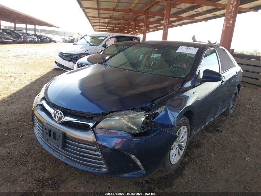 TOYOTA CAMRY - zdjęcie 2