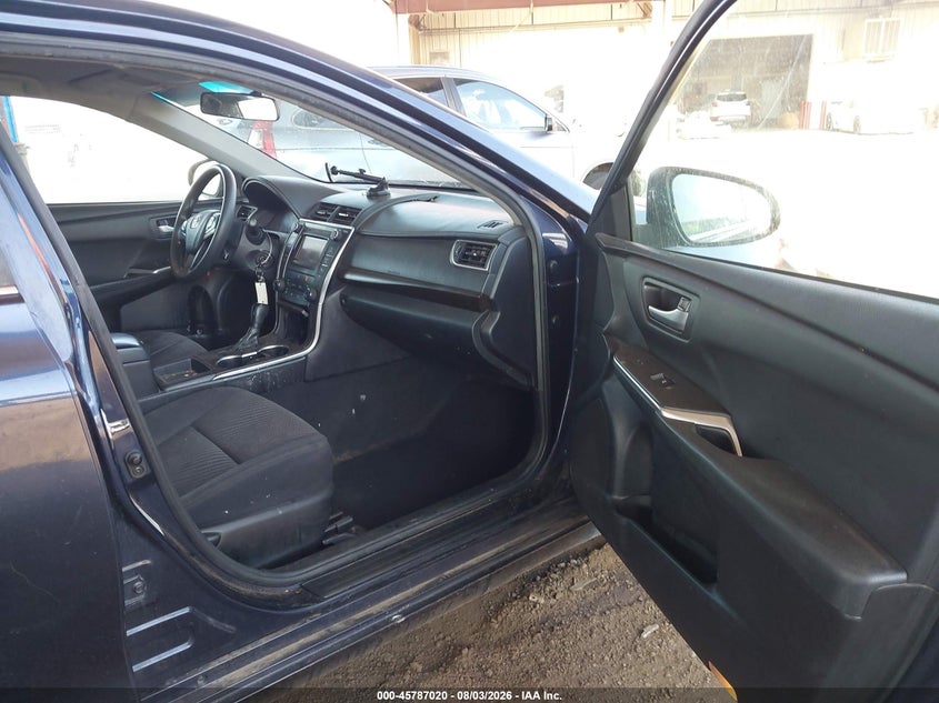 TOYOTA CAMRY - zdjęcie 5