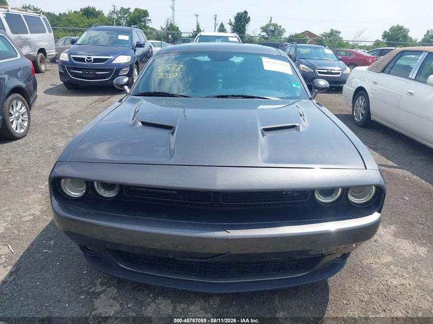 DODGE CHALLENGER - zdjęcie 12