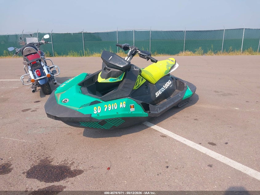 2021 SEADOO SPARK auction photo 2