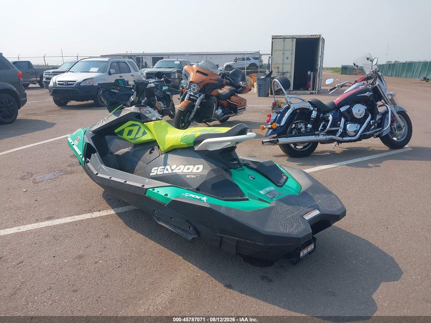 2021 SEADOO SPARK auction photo 3