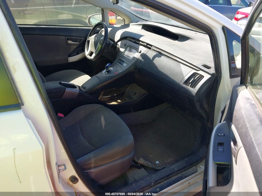 2012 TOYOTA PRIUS auction photo 5