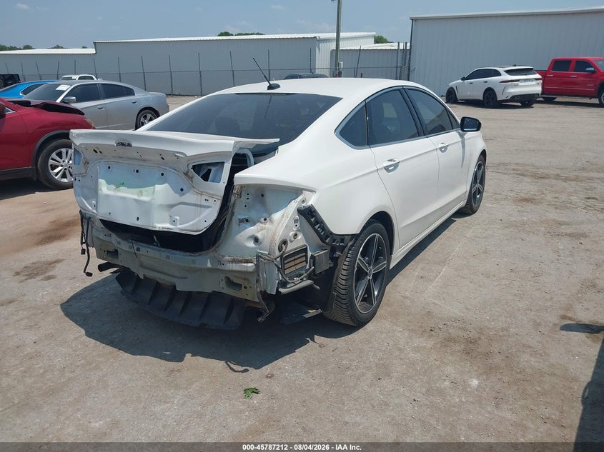 2016 FORD FUSION auction photo 4