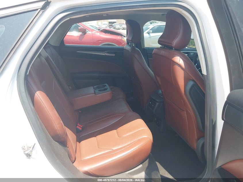 2016 FORD FUSION auction photo 8