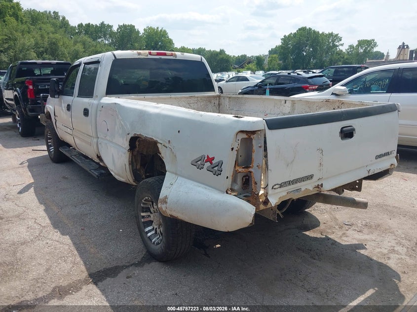 2006 CHEVROLET SILVERADO 2500HD auction photo 3