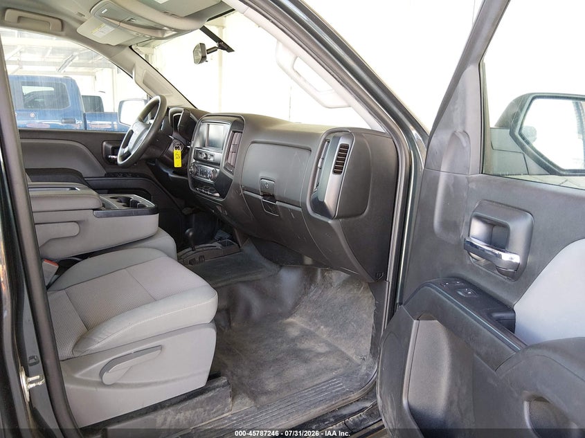 2018 CHEVROLET SILVERADO 2500HD auction photo 5