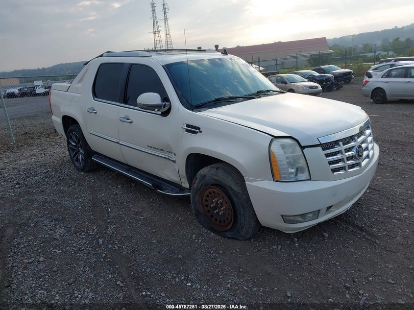 2007 CADILLAC ESCALADE EXT auction photo 1