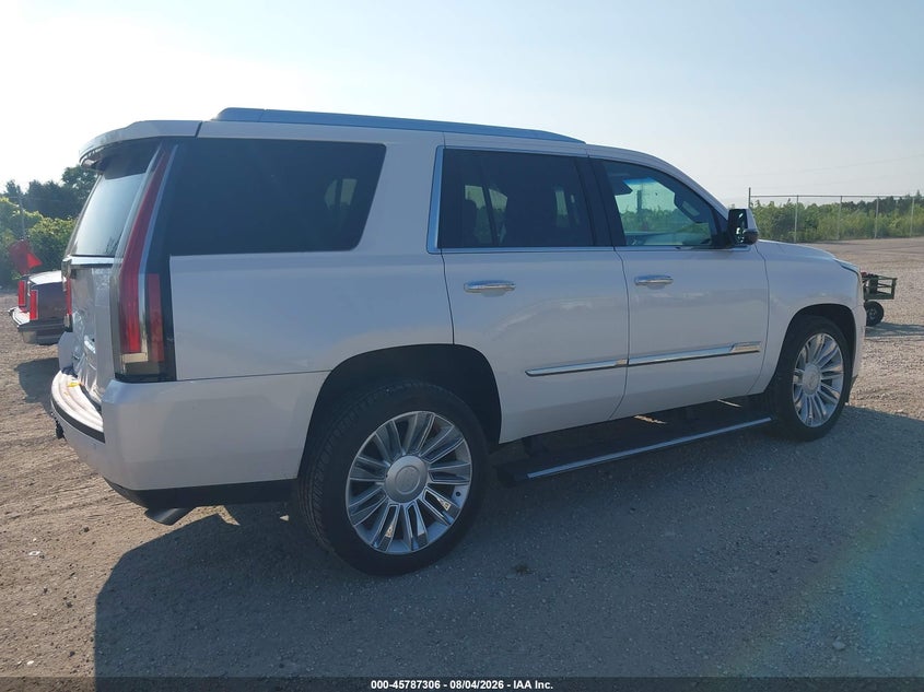 2016 CADILLAC ESCALADE auction photo 4