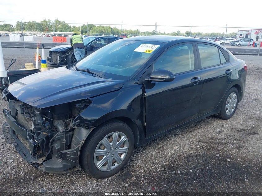 2021 KIA RIO auction photo 2