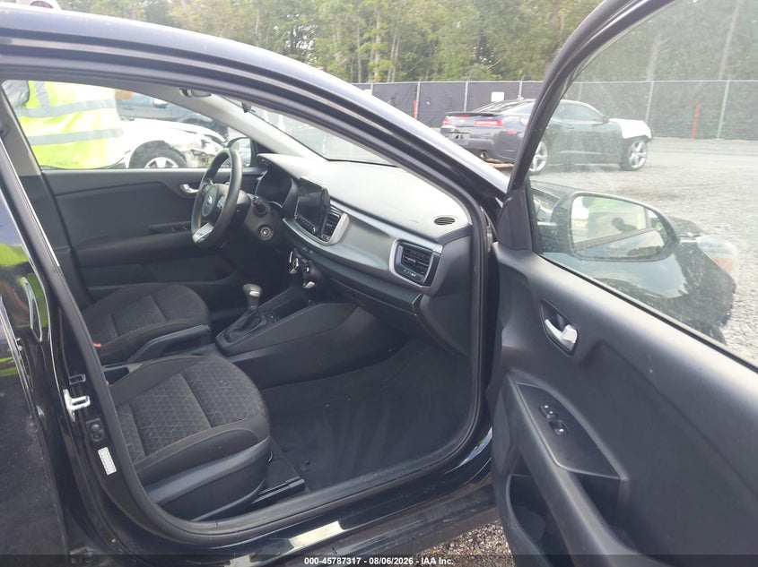 2021 KIA RIO auction photo 5