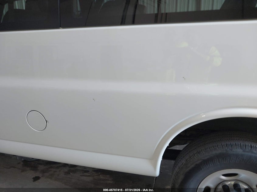CHEVROLET EXPRESS 3500 2017 VIN 1GAZGPF16H1255083