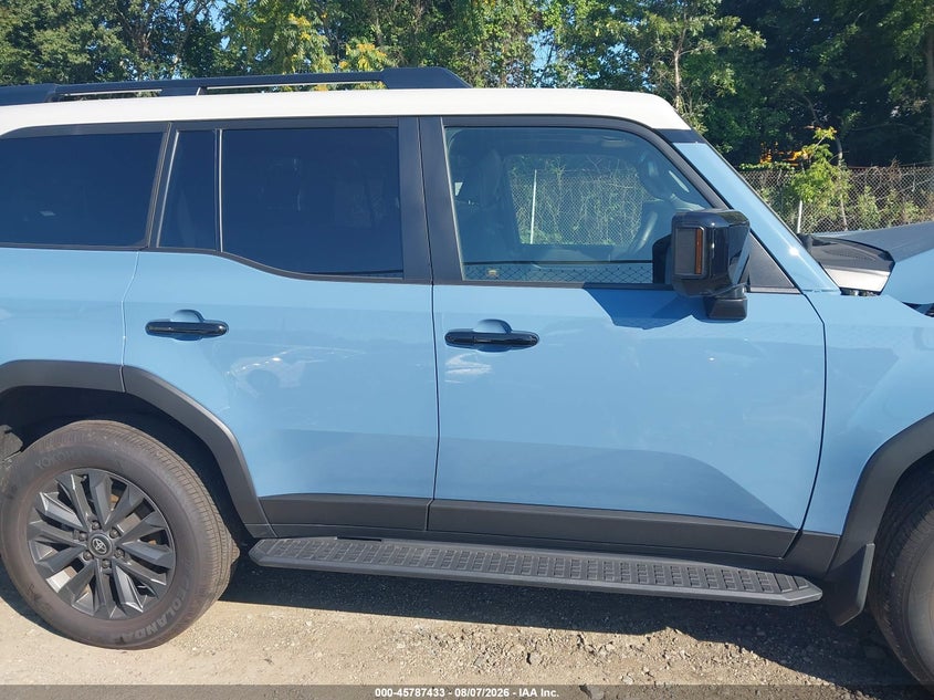 TOYOTA LAND CRUISER - zdjęcie 13