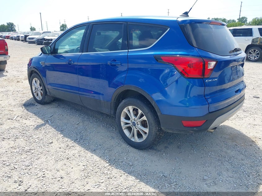 Vin: 1fmcu9gd6kua33980, lot: 46286314, ford escape se 20193