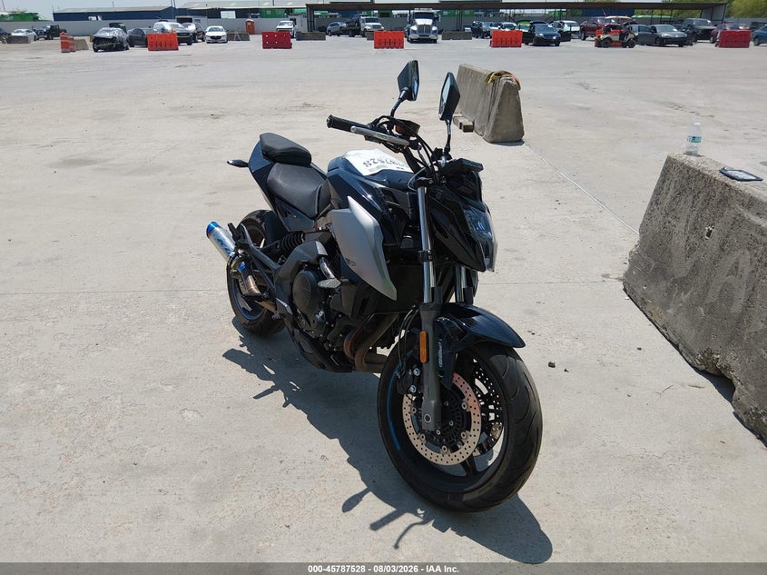 2022 CF MOTO 650NK auction photo 1