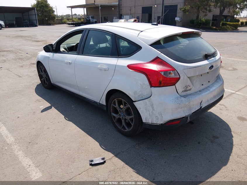 Vin: 1fadp3k27dl273251, lot: 46286376, ford focus se 20133