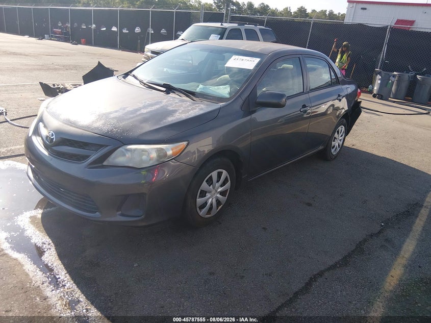 Vin: 2t1bu4ee0dc944062, lot: 46286379, toyota corolla l 20132