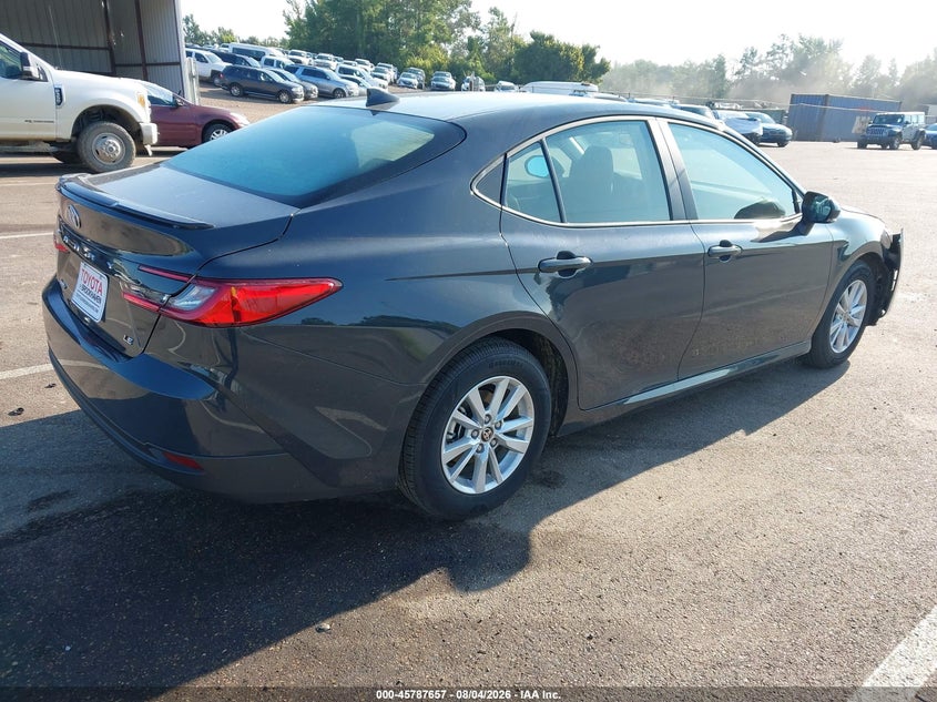 2026 TOYOTA CAMRY auction photo 4