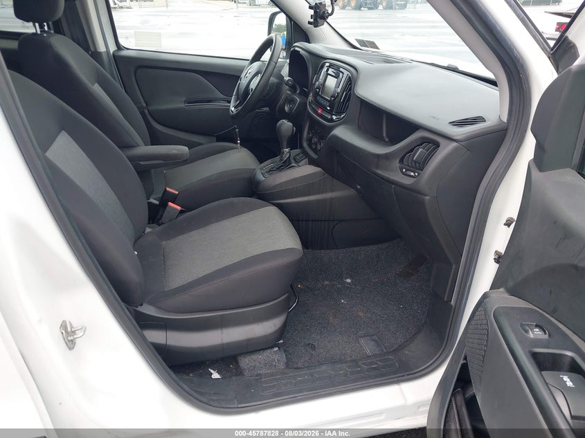 2015 RAM PROMASTER CITY auction photo 5