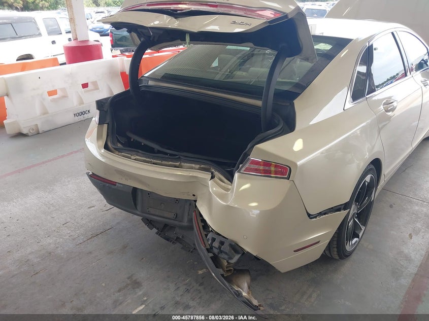 2016 LINCOLN MKZ HYBRID auction photo 6