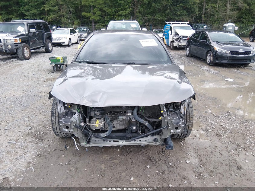 TOYOTA CAMRY - zdjęcie 13