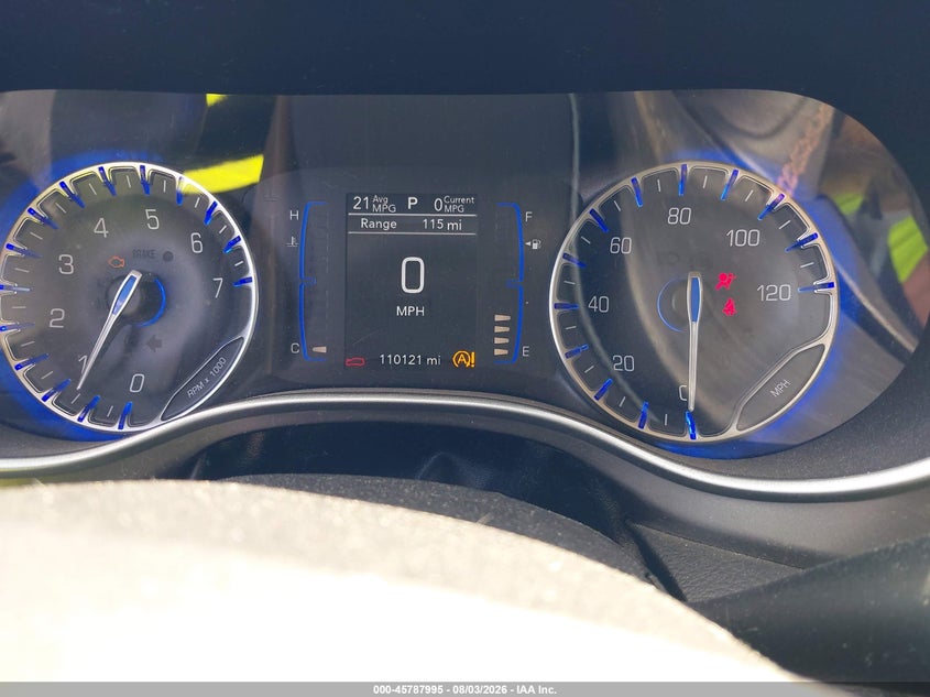 2020 CHRYSLER PACIFICA auction photo 7