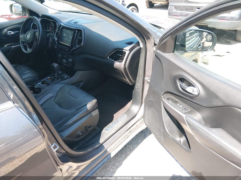 2019 JEEP CHEROKEE auction photo 5