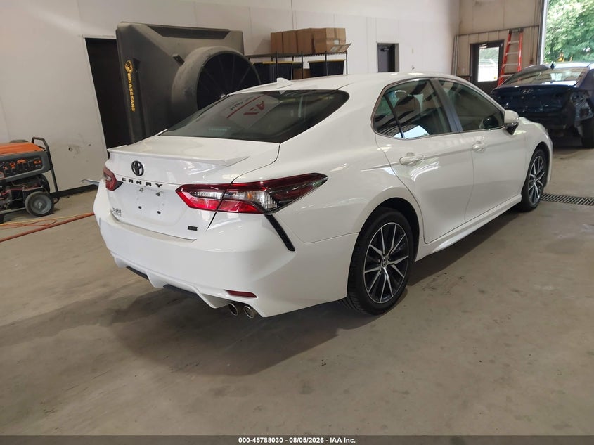 Vin: 4t1g11akxpu740736, lot: 46286854, toyota camry se 20234