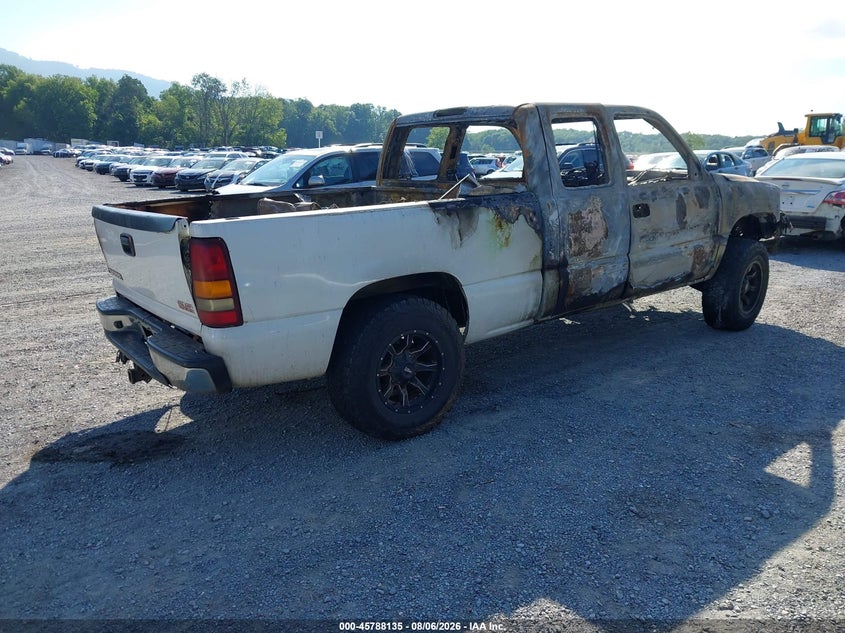 2004 GMC SIERRA 1500 auction photo 4