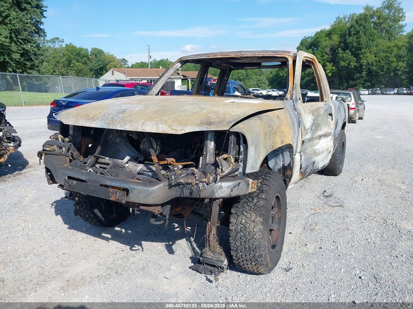 2004 GMC SIERRA 1500 auction photo 6