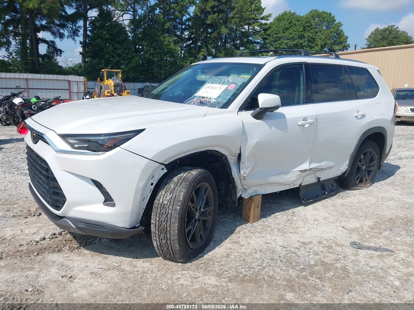 2026 TOYOTA GRAND HIGHLANDER auction photo 2