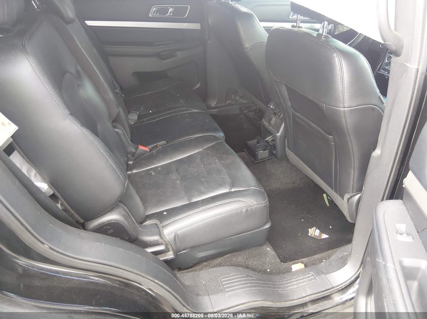 2016 FORD EXPLORER auction photo 8