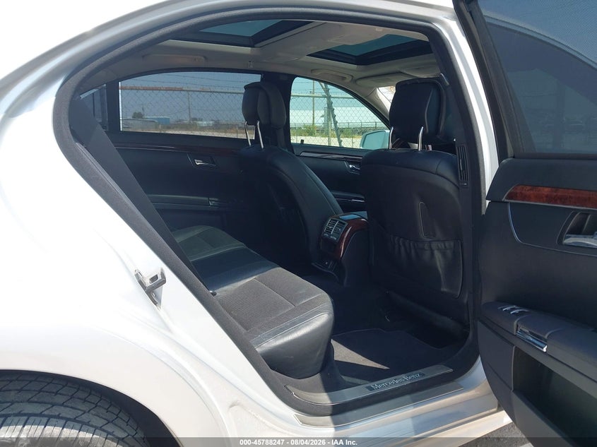2013 MERCEDES-BENZ S 550 auction photo 8