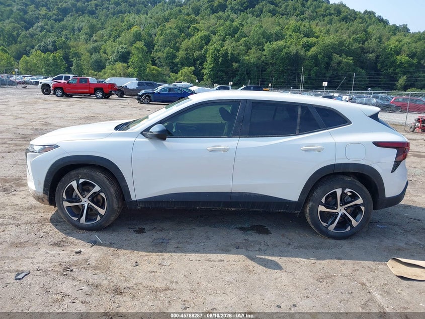 2024 CHEVROLET TRAX FWD 1RS · Фото 13
