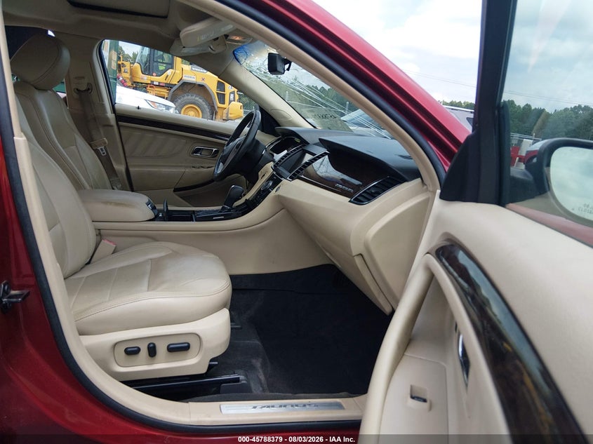2013 FORD TAURUS auction photo 5