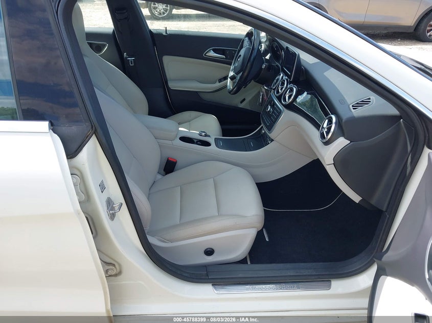 2014 MERCEDES-BENZ CLA 250 auction photo 5