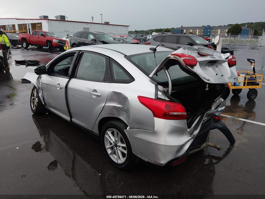 Vin: 1fadp3f2xhl272496, lot: 46287295, ford focus se 20173