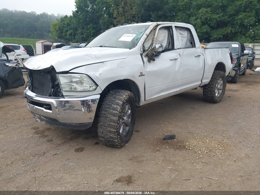 Vin: 3c6ur5dl8fg520287, lot: 46287303, ram 2500 slt 20152