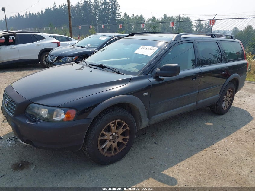 2004 VOLVO XC70 auction photo 2