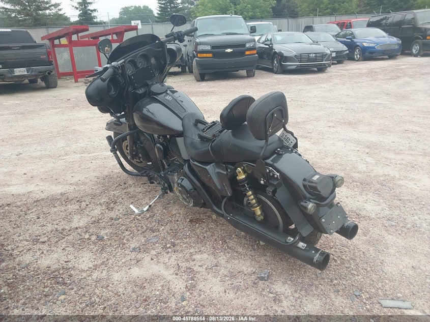 2008 HARLEY-DAVIDSON FLHTCUI auction photo 3
