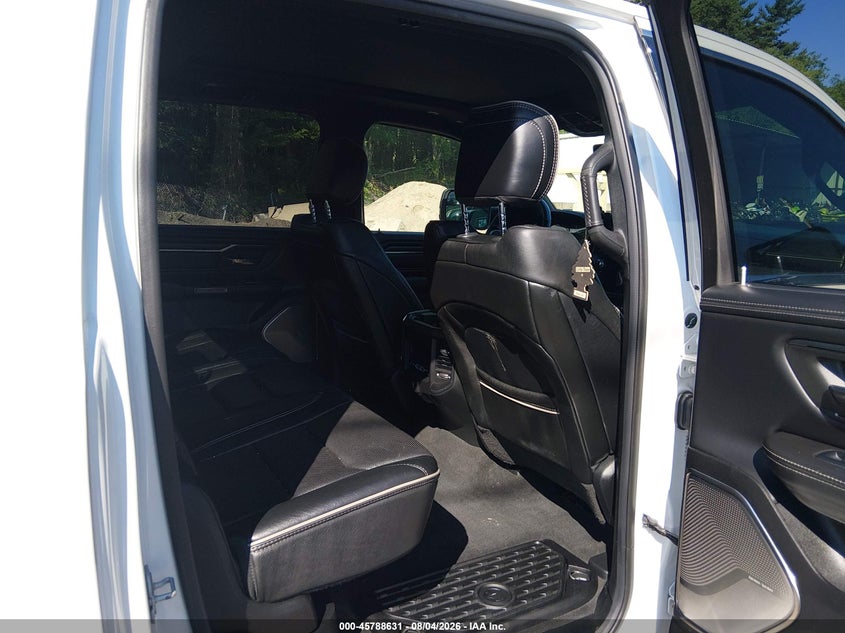 2019 RAM 1500 auction photo 8