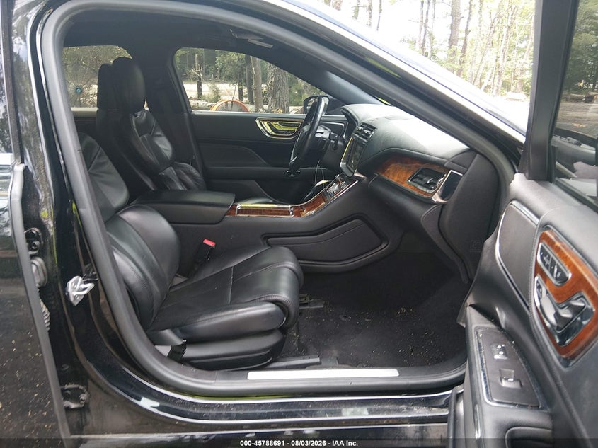 2017 LINCOLN CONTINENTAL auction photo 5