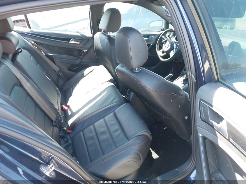 2017 VOLKSWAGEN GOLF GTI auction photo 8