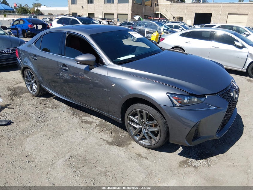 Vin: jthba1d29j5081705, lot: 46287667, lexus is 300 2018 img_1