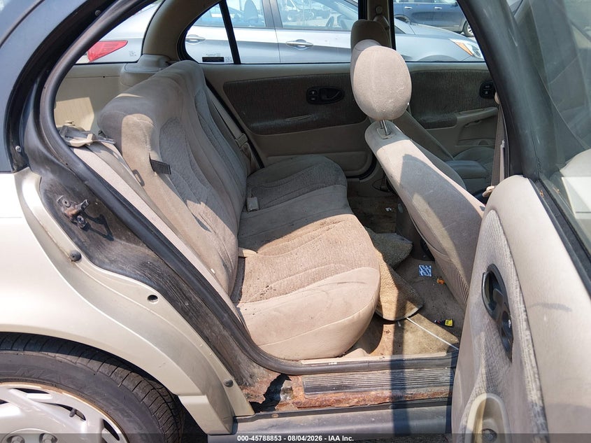 2000 SATURN SW2 auction photo 8