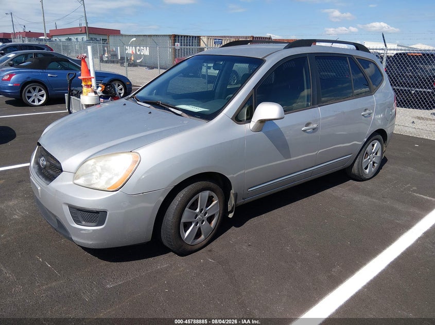 2009 KIA RONDO auction photo 2