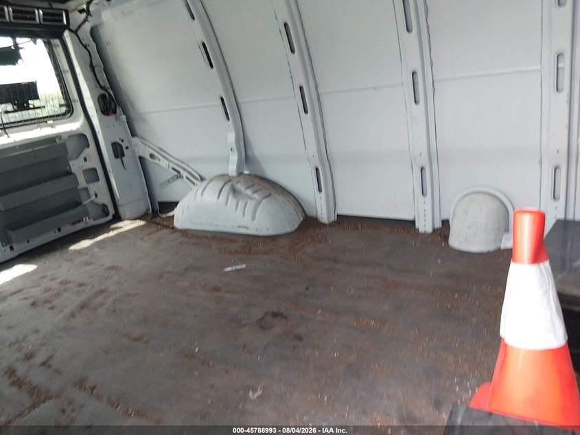 2014 CHEVROLET EXPRESS 1500 auction photo 8