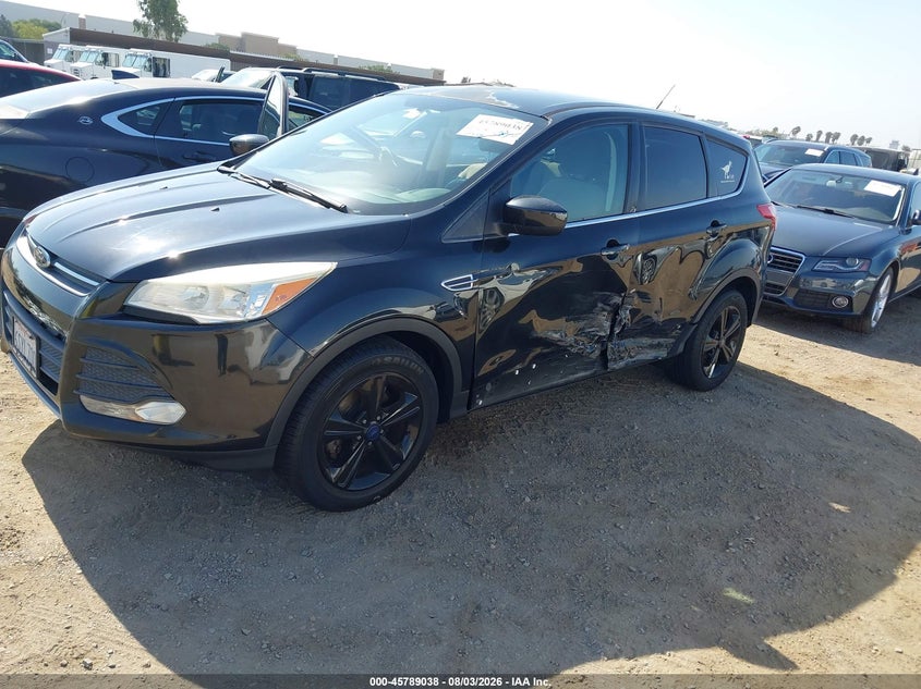 Vin: 1fmcu0gx2eud65974, lot: 46287862, ford escape se 20142